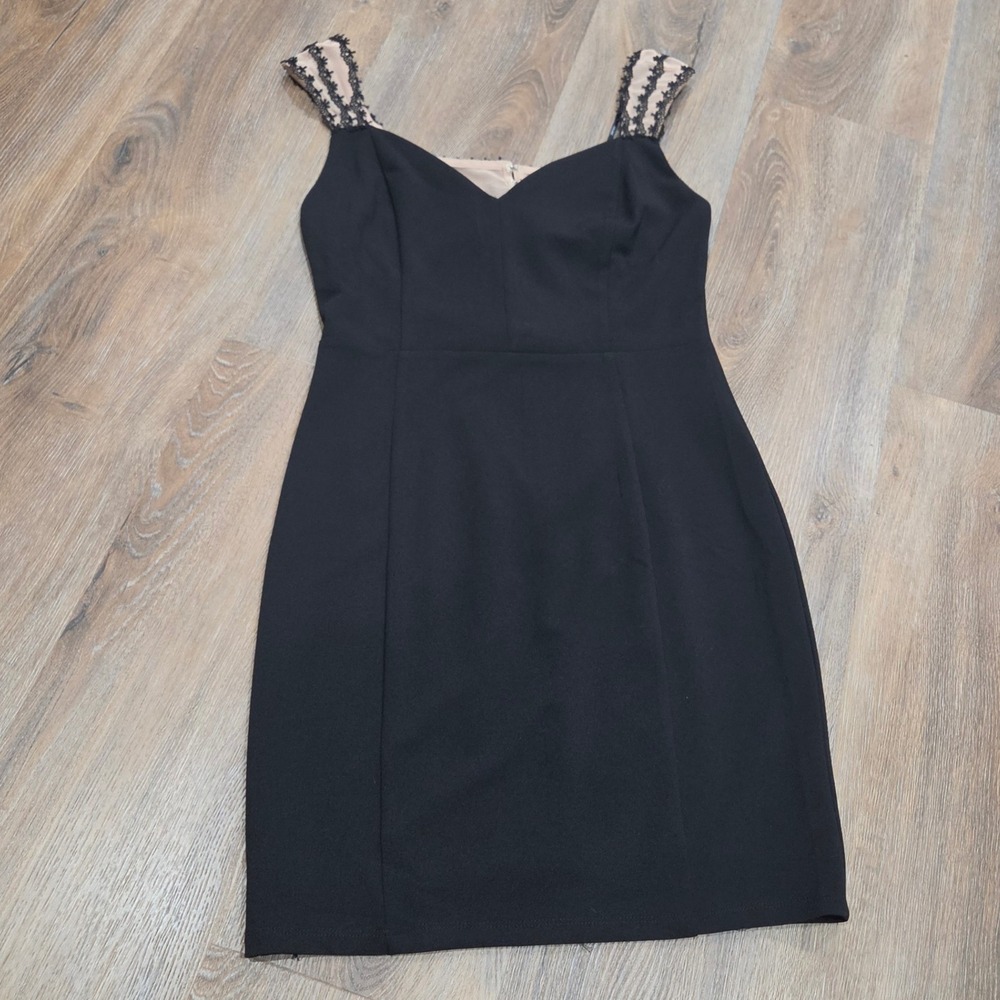 Nikibiki Black Bodycon Dress Lace Trim Mesh Straps Sweetheart Neck Large